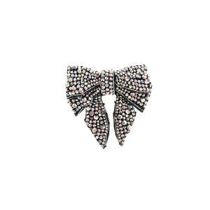 Magnetic beaded strass bow
